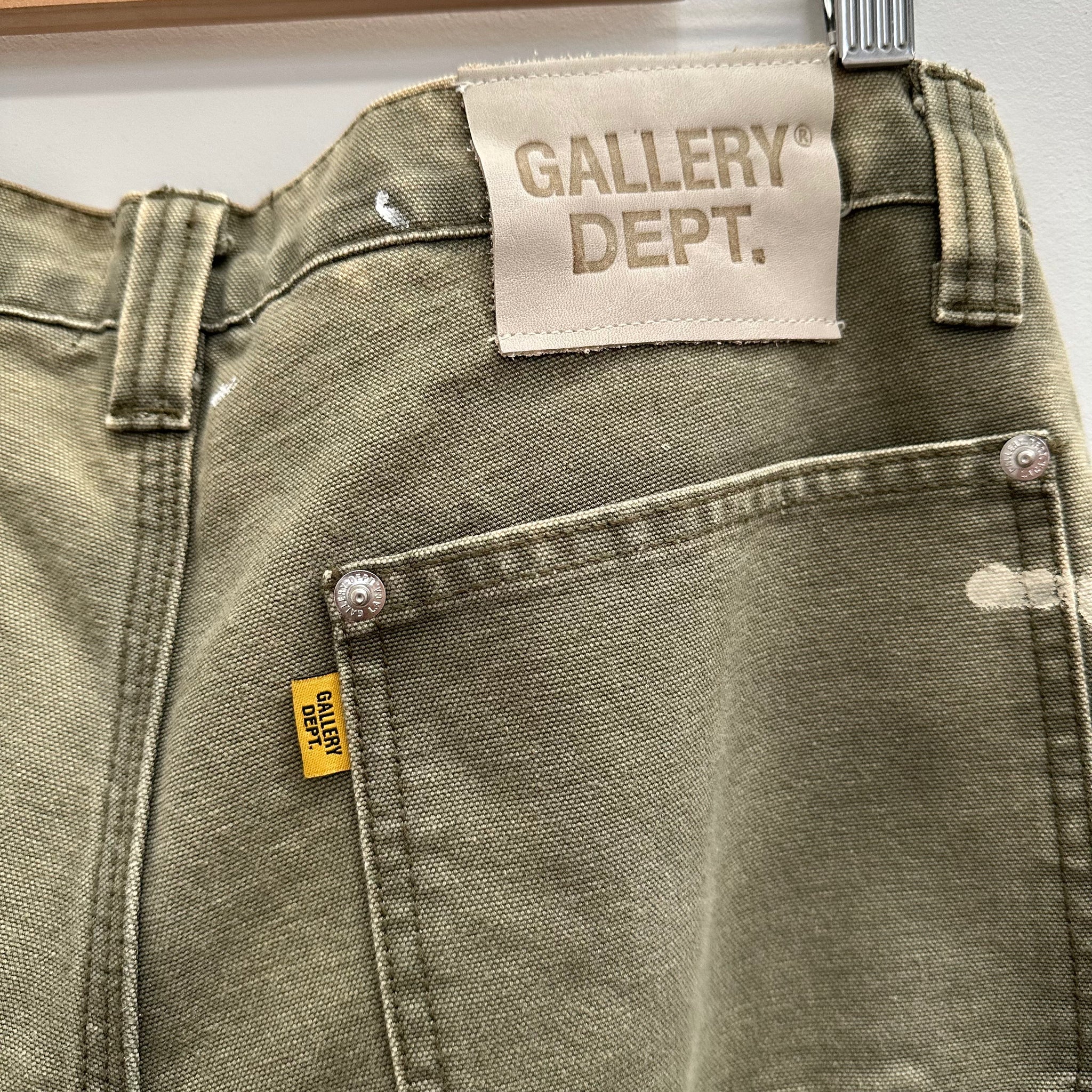 Gallery Dept. La Carpenter Flared-Leg Trousers Moss Size 33