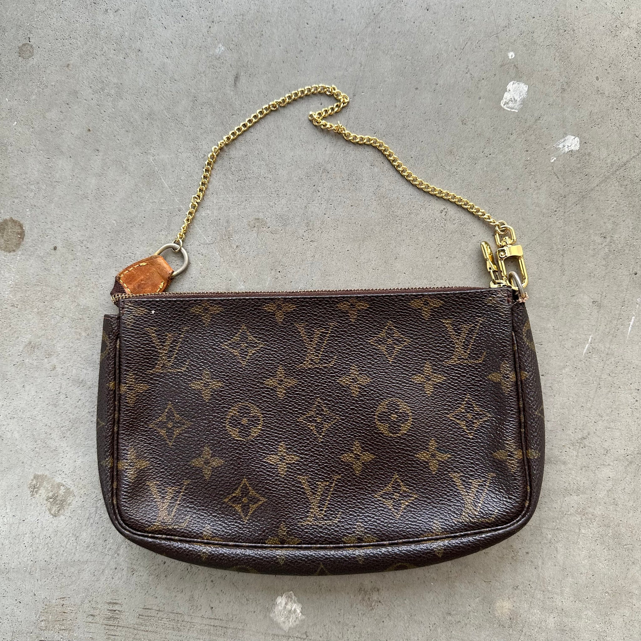 Louis Vuitton Pochette Accessories
