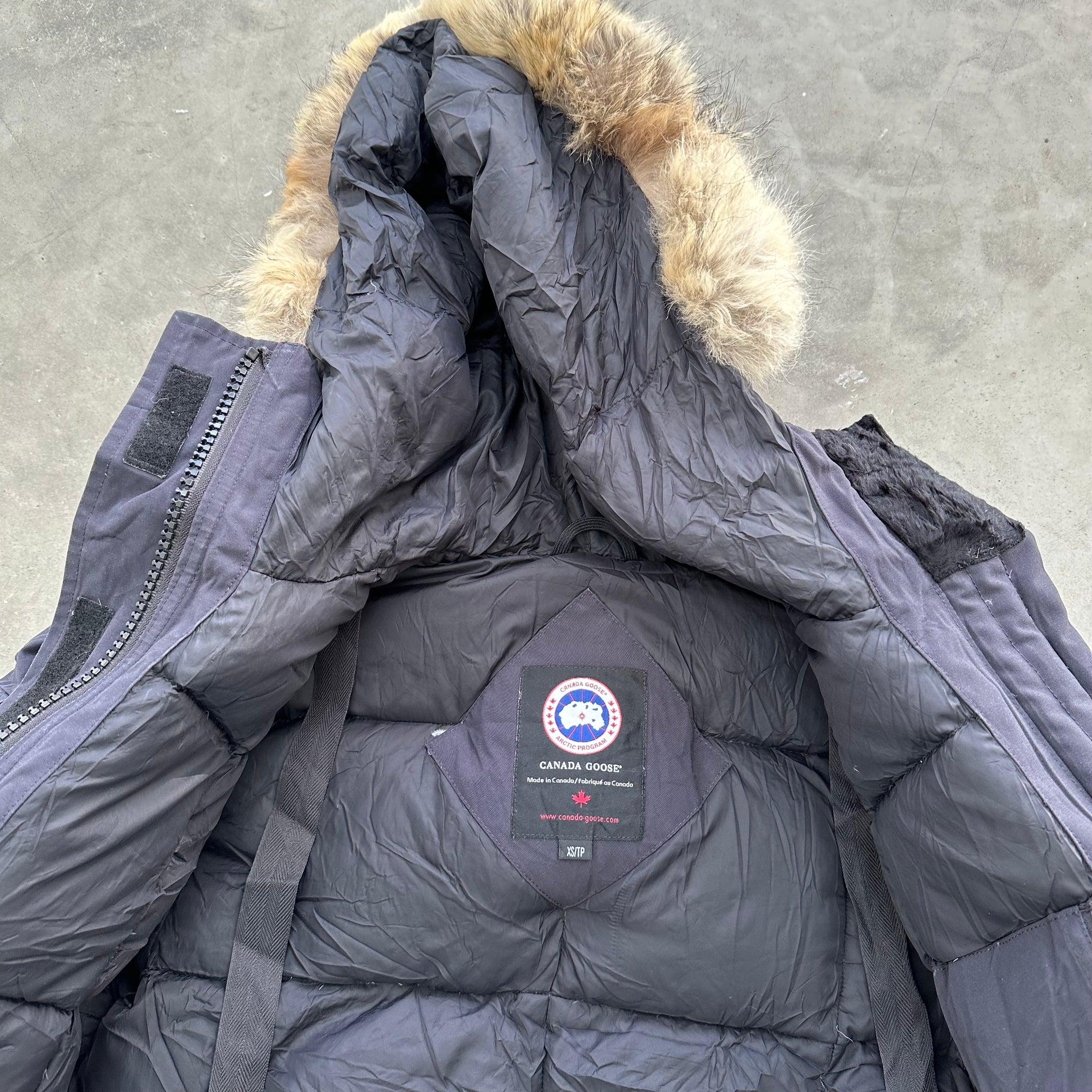 Canada Goose Expedition Logo-Patch Detailed Fur Parka Navy Jacket Size XS