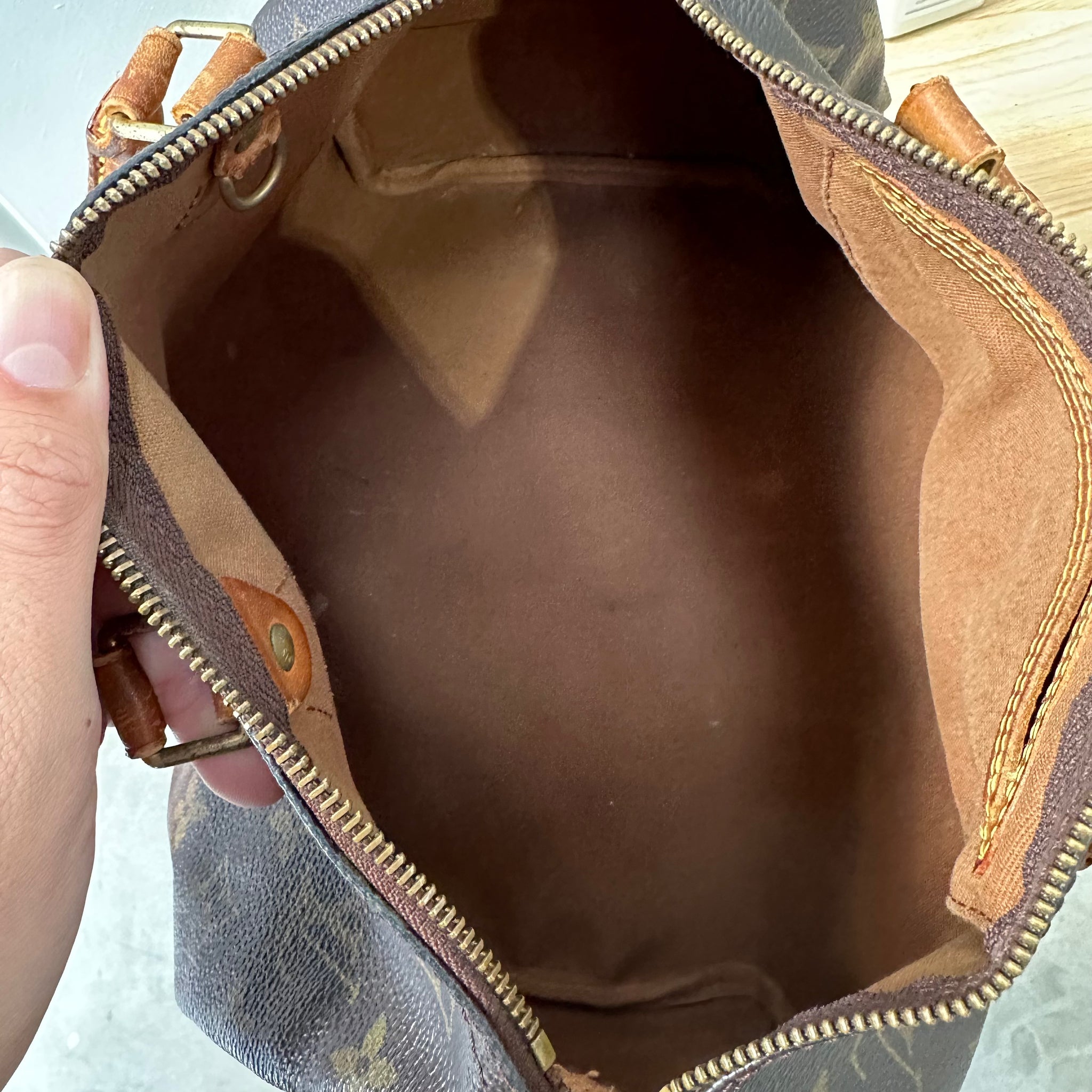 Louis Vuitton Speedy 30 Monogram Hand Bag (2002)