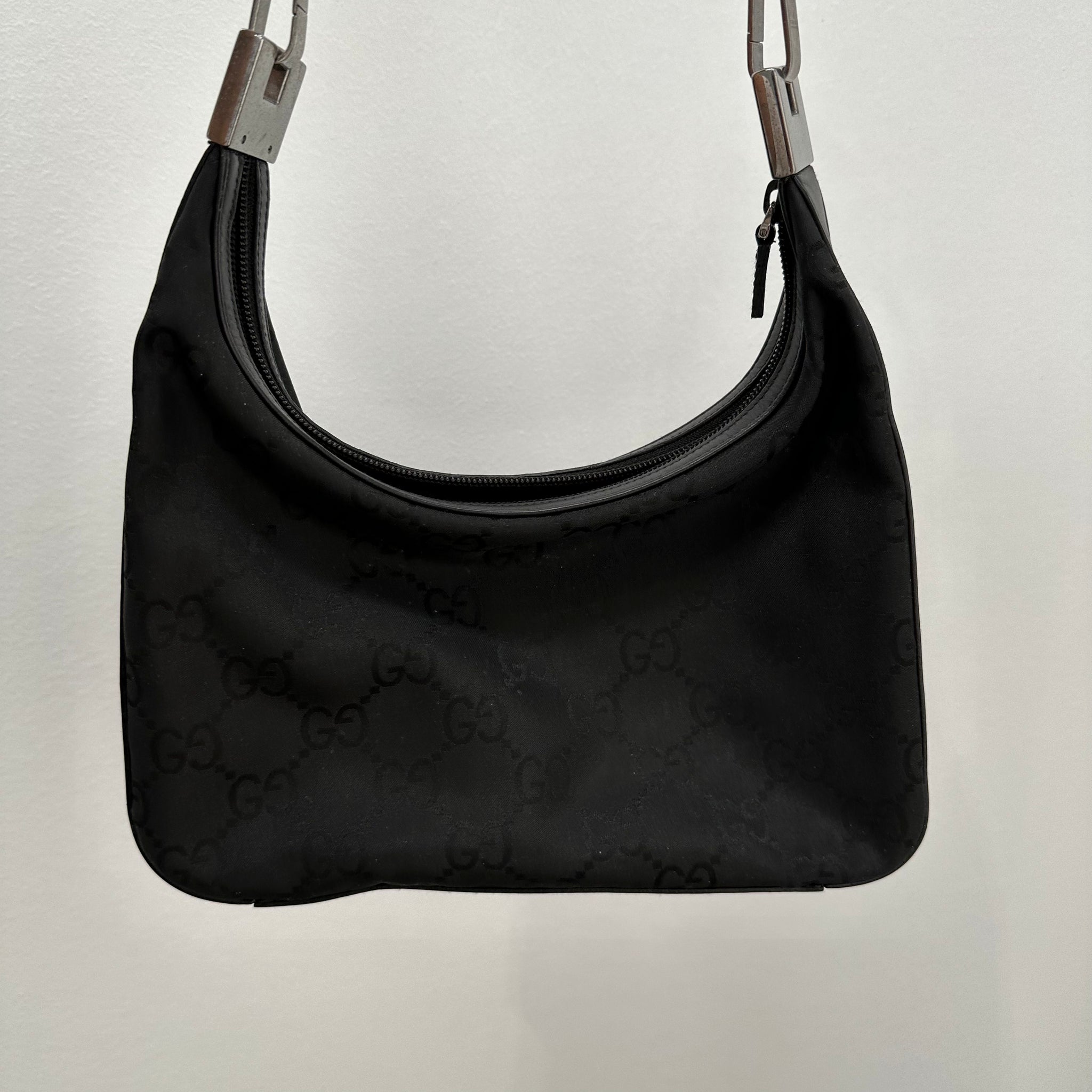 Gucci Hobo Style Shoulder Bag Black