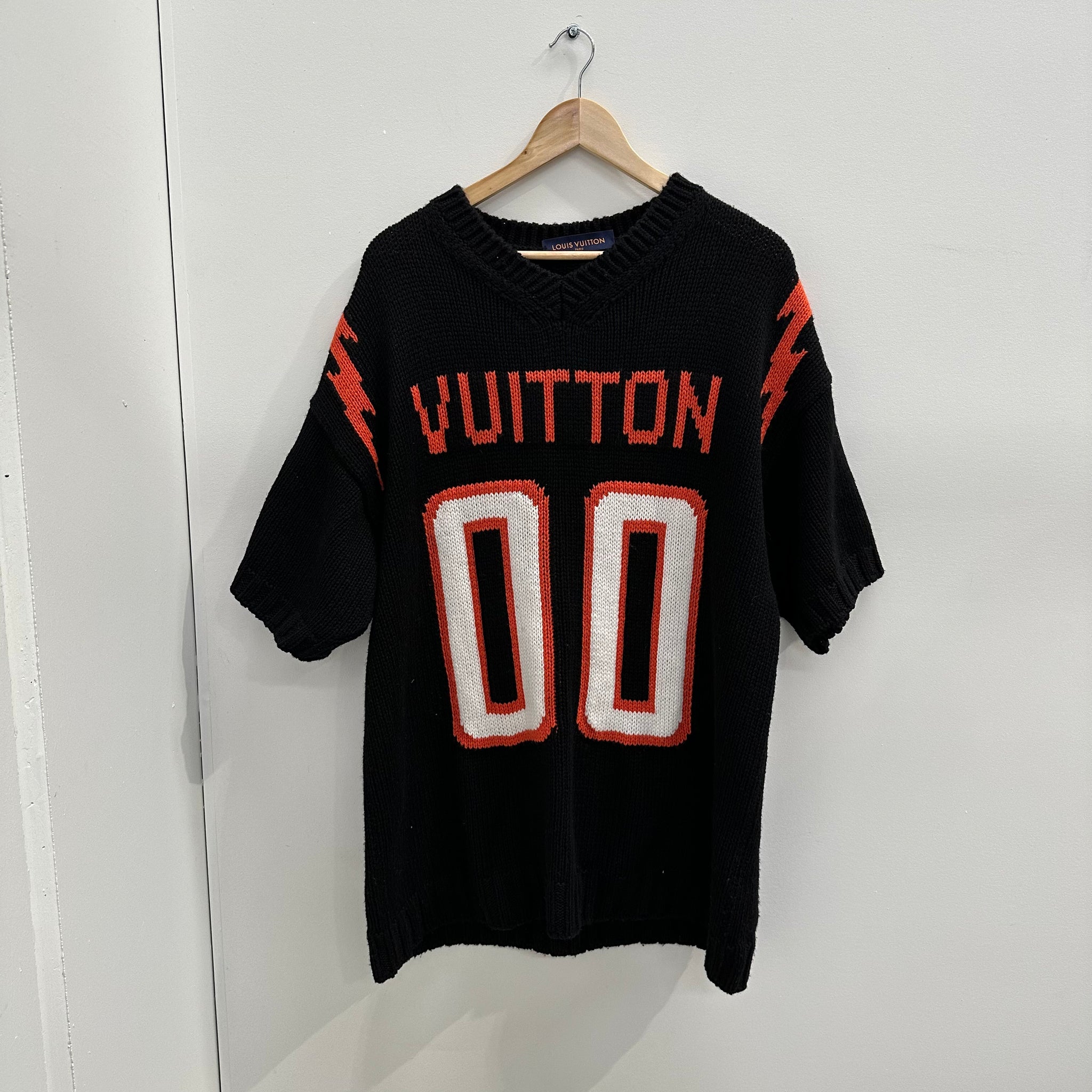 Louis Vuitton Chunky Intarsia Football T-Shirt (fits L-XL)