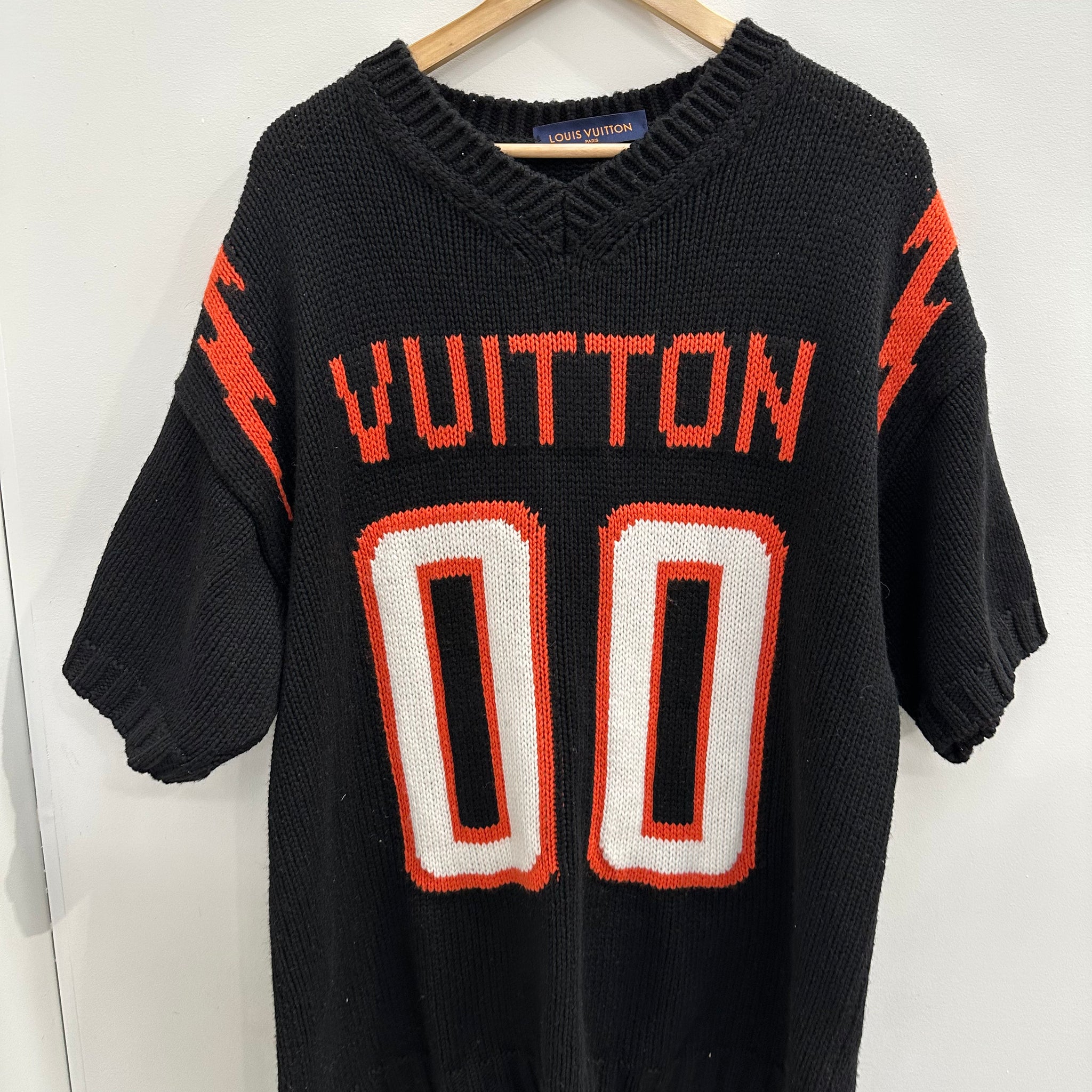 Louis Vuitton Chunky Intarsia Football T-Shirt (fits L-XL)