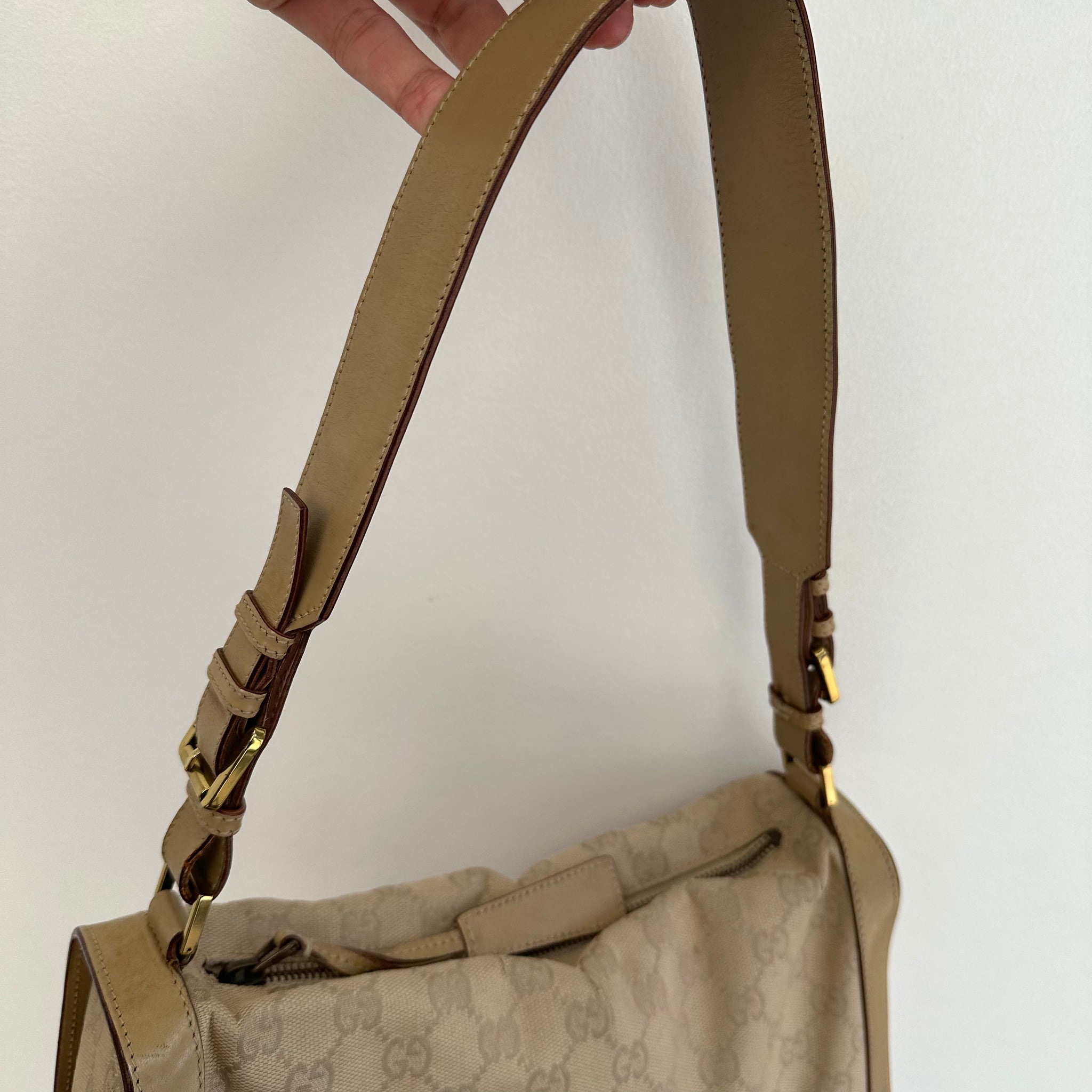 Gucci Beige GG Logo Shoulder Bag