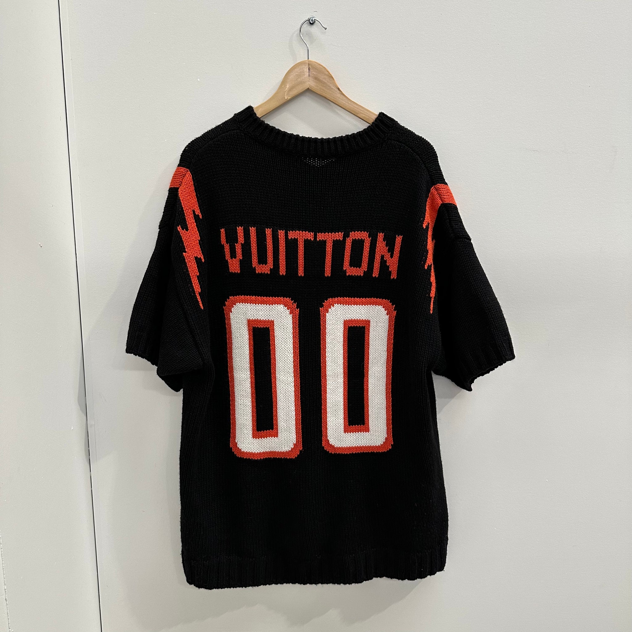 Louis Vuitton Chunky Intarsia Football T-Shirt (fits L-XL)