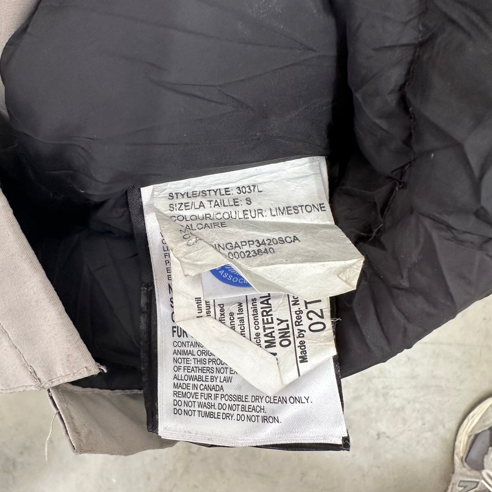 Canada Goose Victoria Parka Limestone Size S