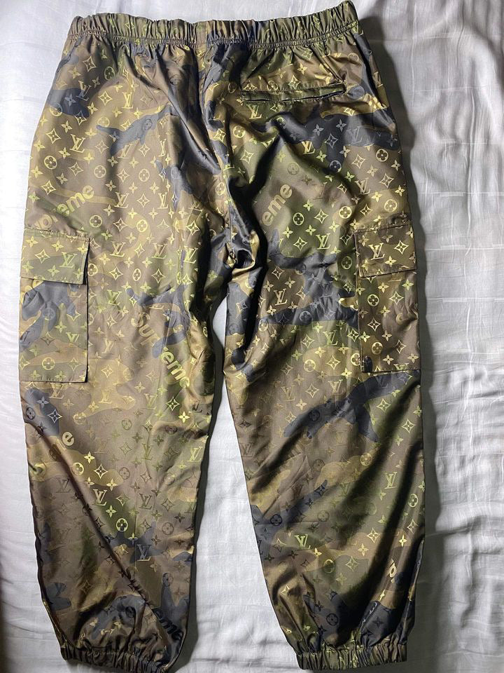 Supreme x Louis Vuitton Track Pant Camo – Curated by Charbel