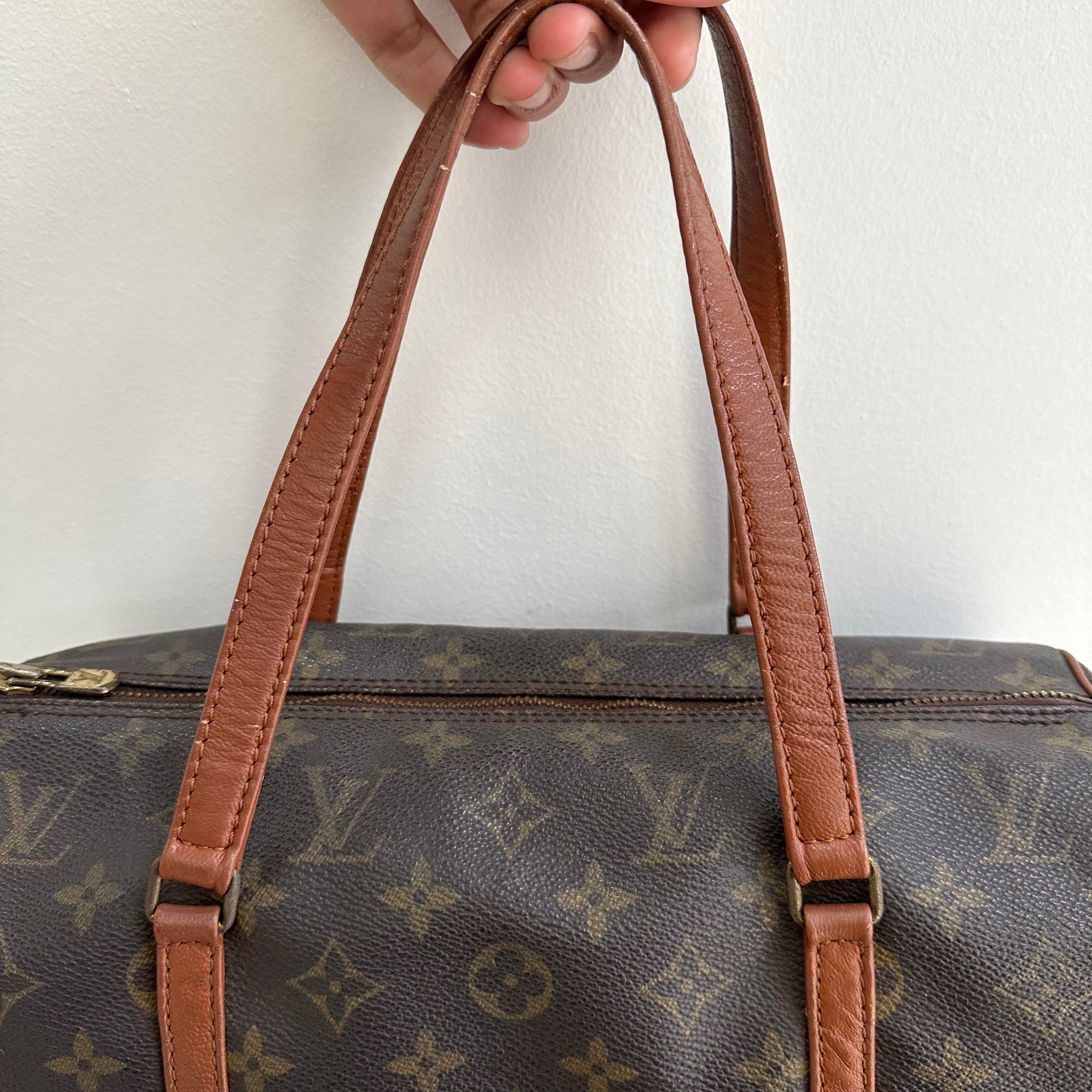 Louis Vuitton Papillon 30 Hand Bag