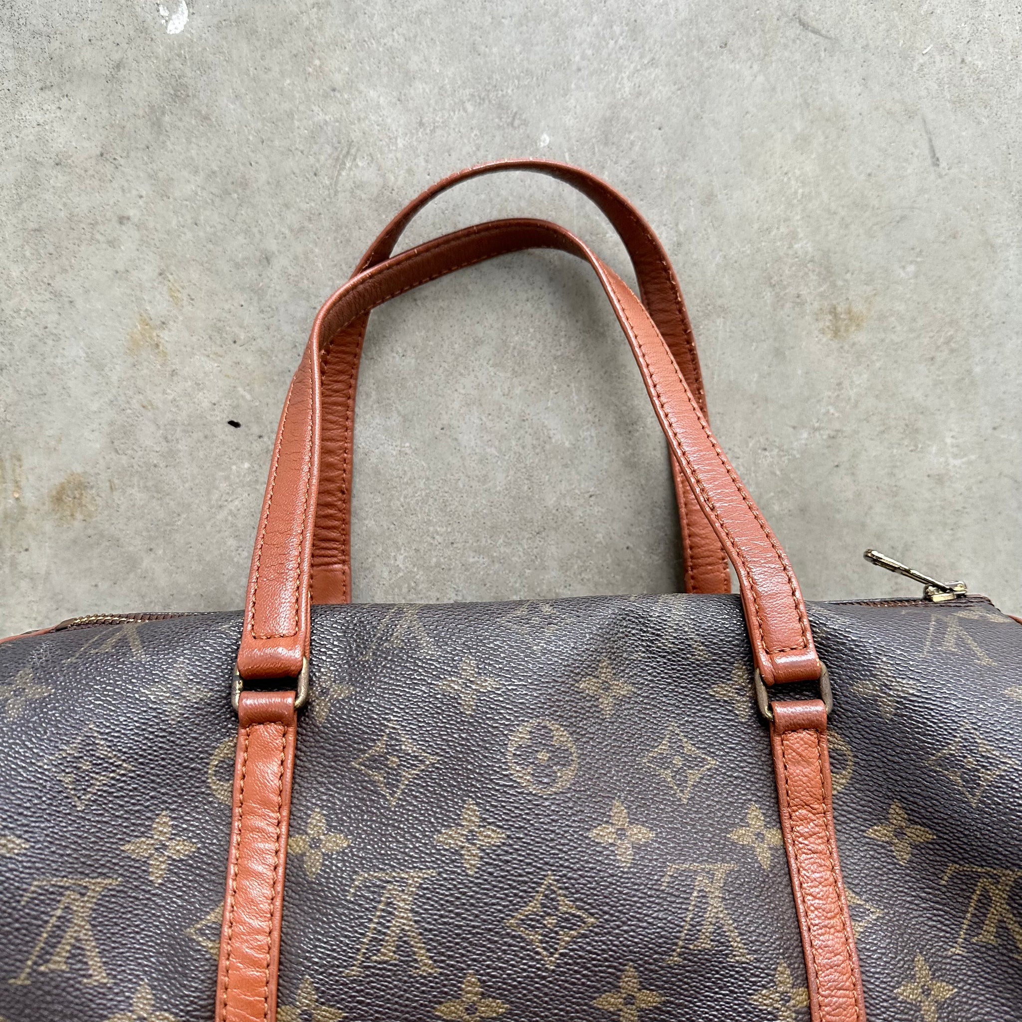Louis Vuitton Papillon 30 Hand Bag