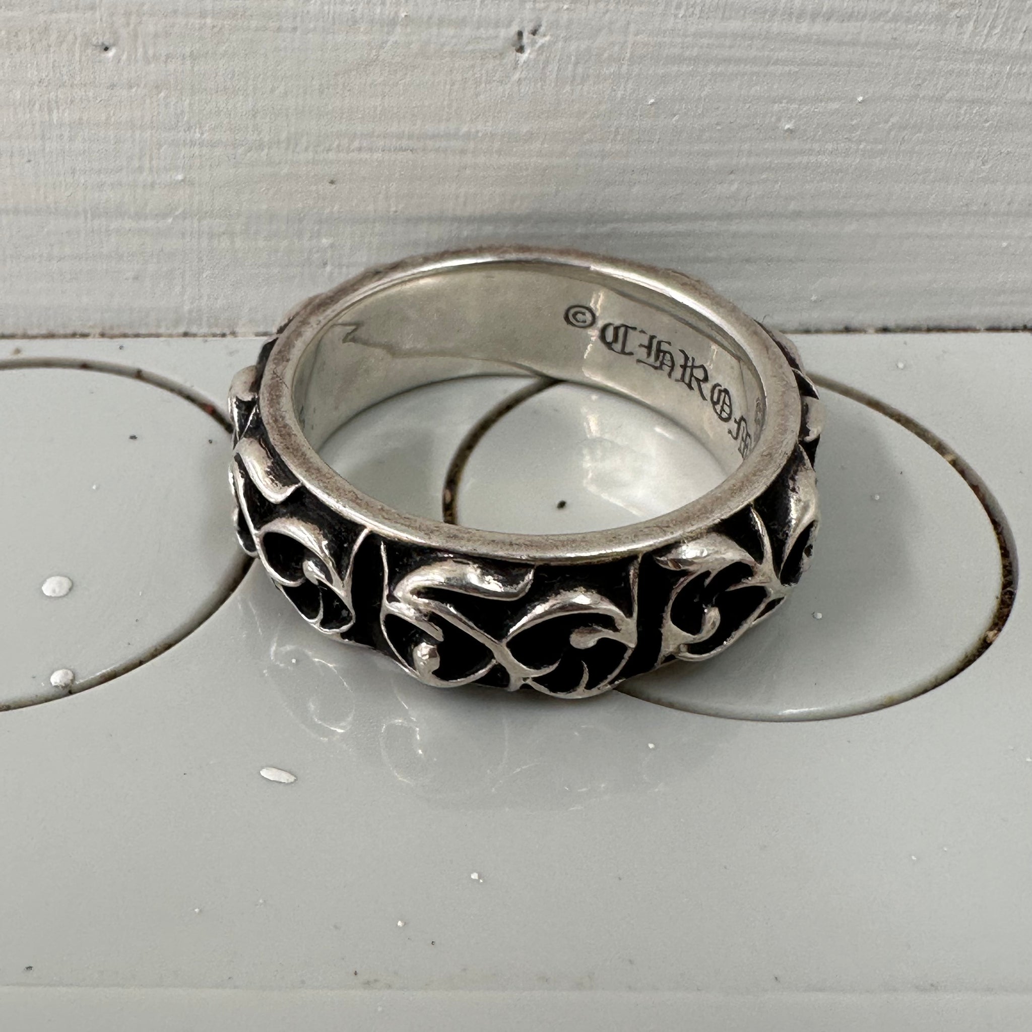 Chrome Hearts Eternity Vine Ring – Curated by Charbel Chrome Hearts Eternity Vine Ring – Curated by Charbel