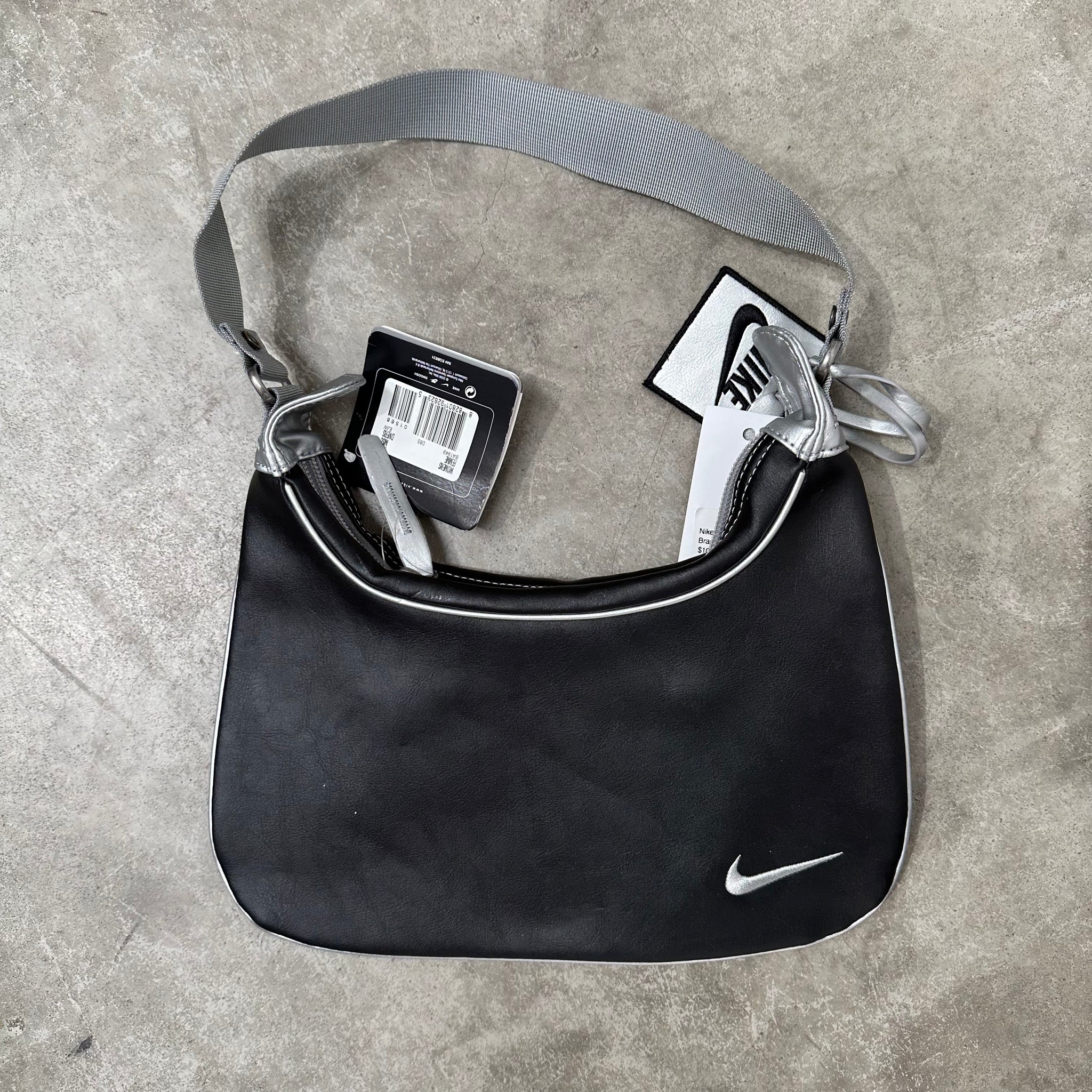 Nike Vintage Black Shoulder Bag