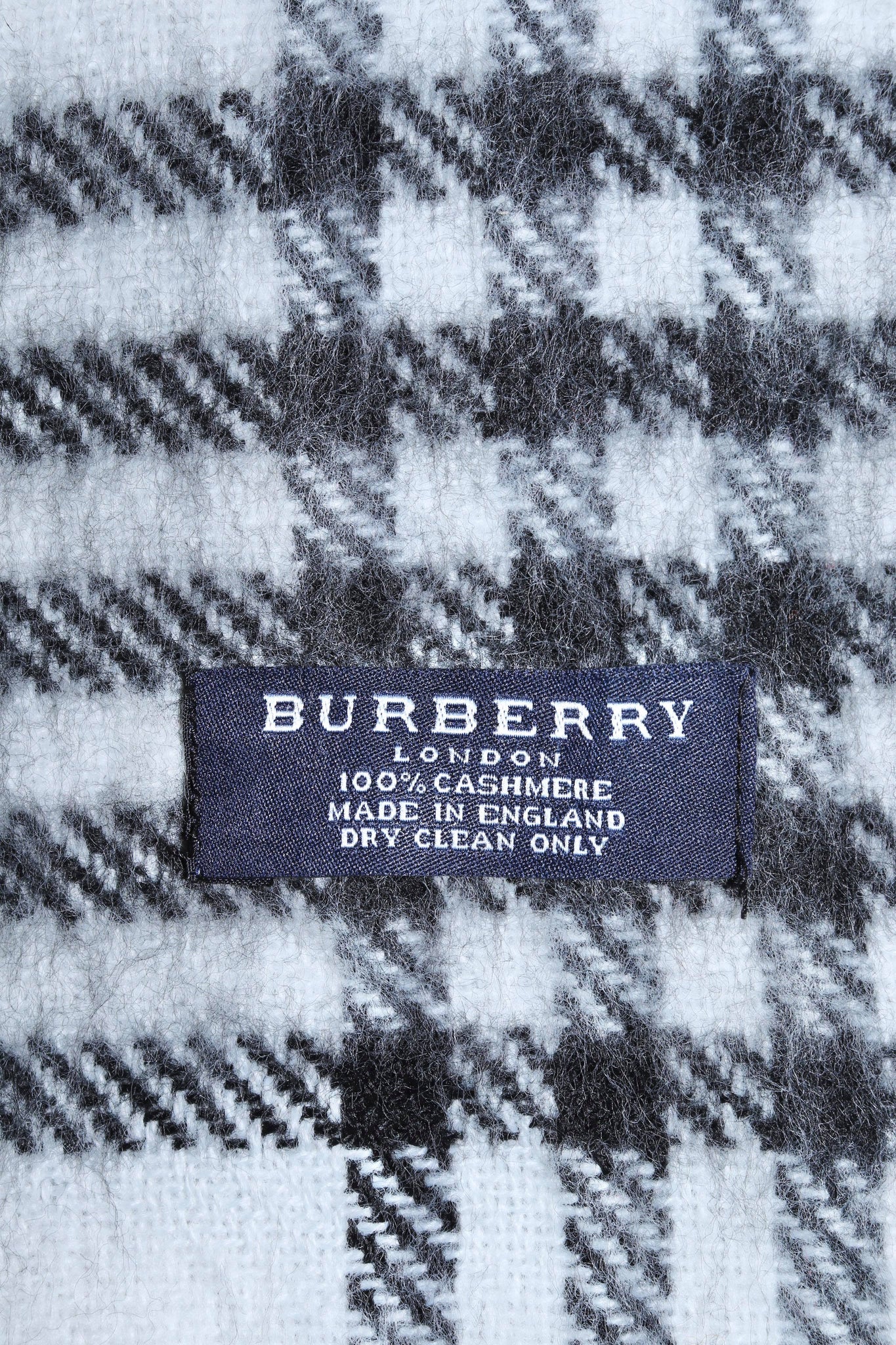 Burberry White Cashmere Scarf