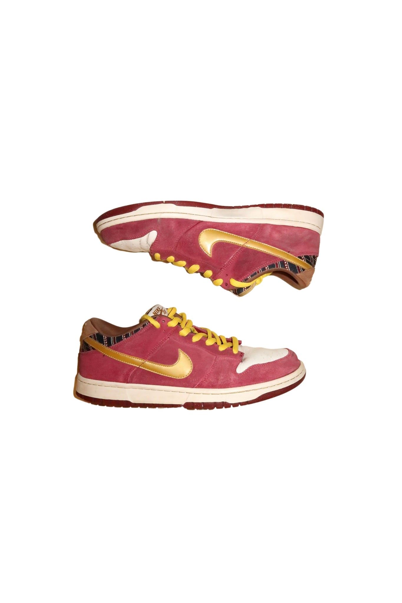 Nike SB Dunk Low "Anchorman"