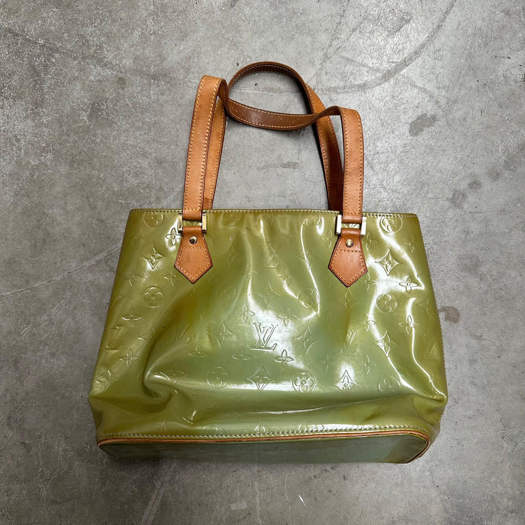 Louis Vuitton Houston Green Vernis Hand Bag