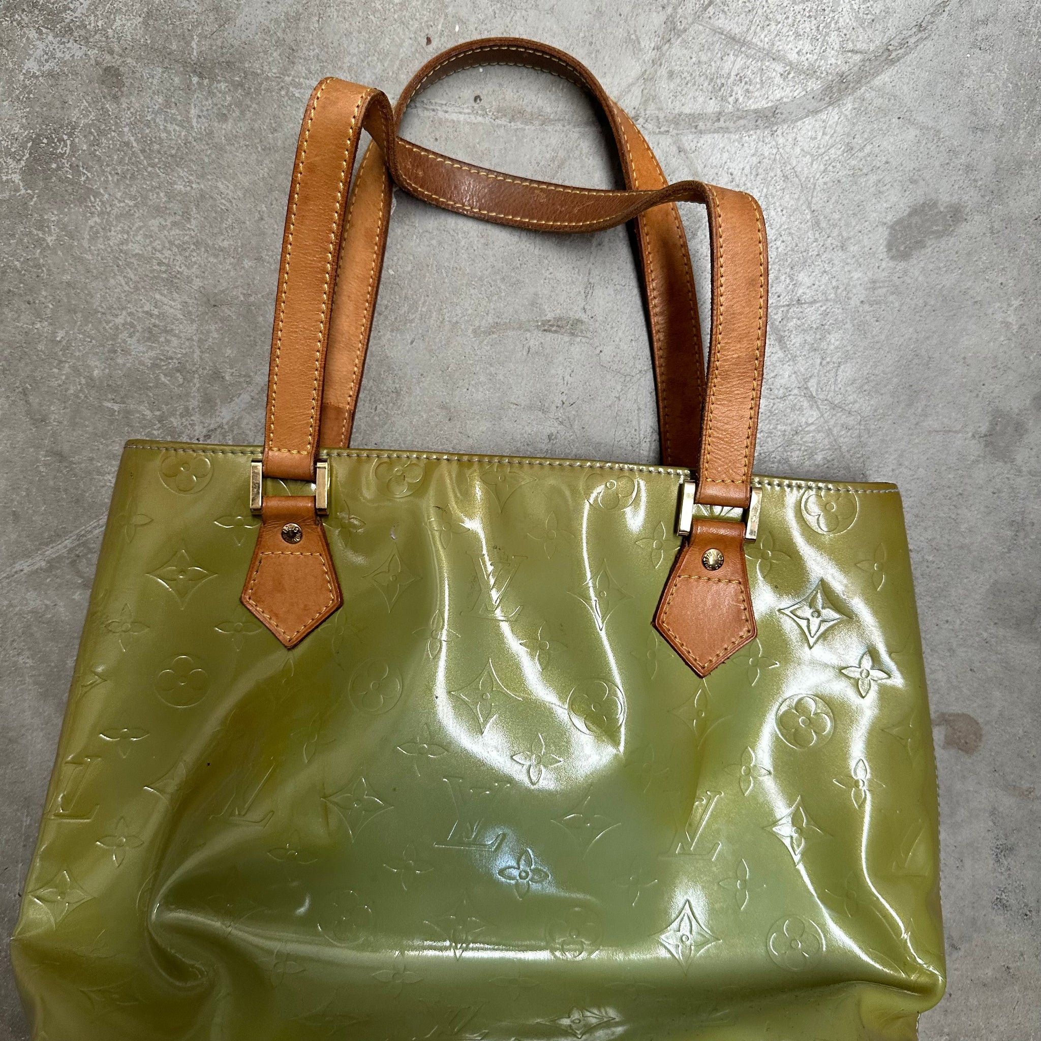 Louis Vuitton Houston Green Vernis Hand Bag