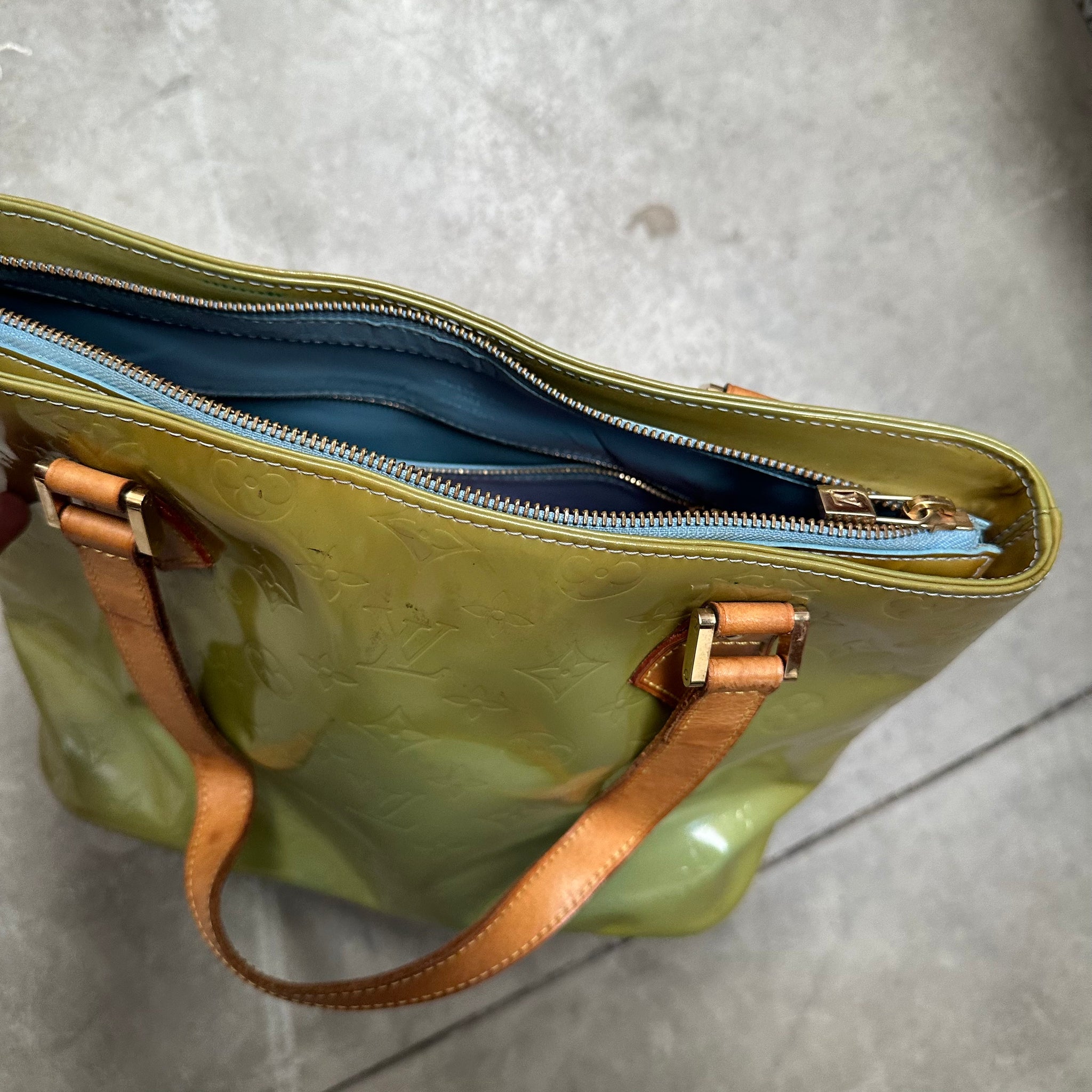 Louis Vuitton Houston Green Vernis Hand Bag