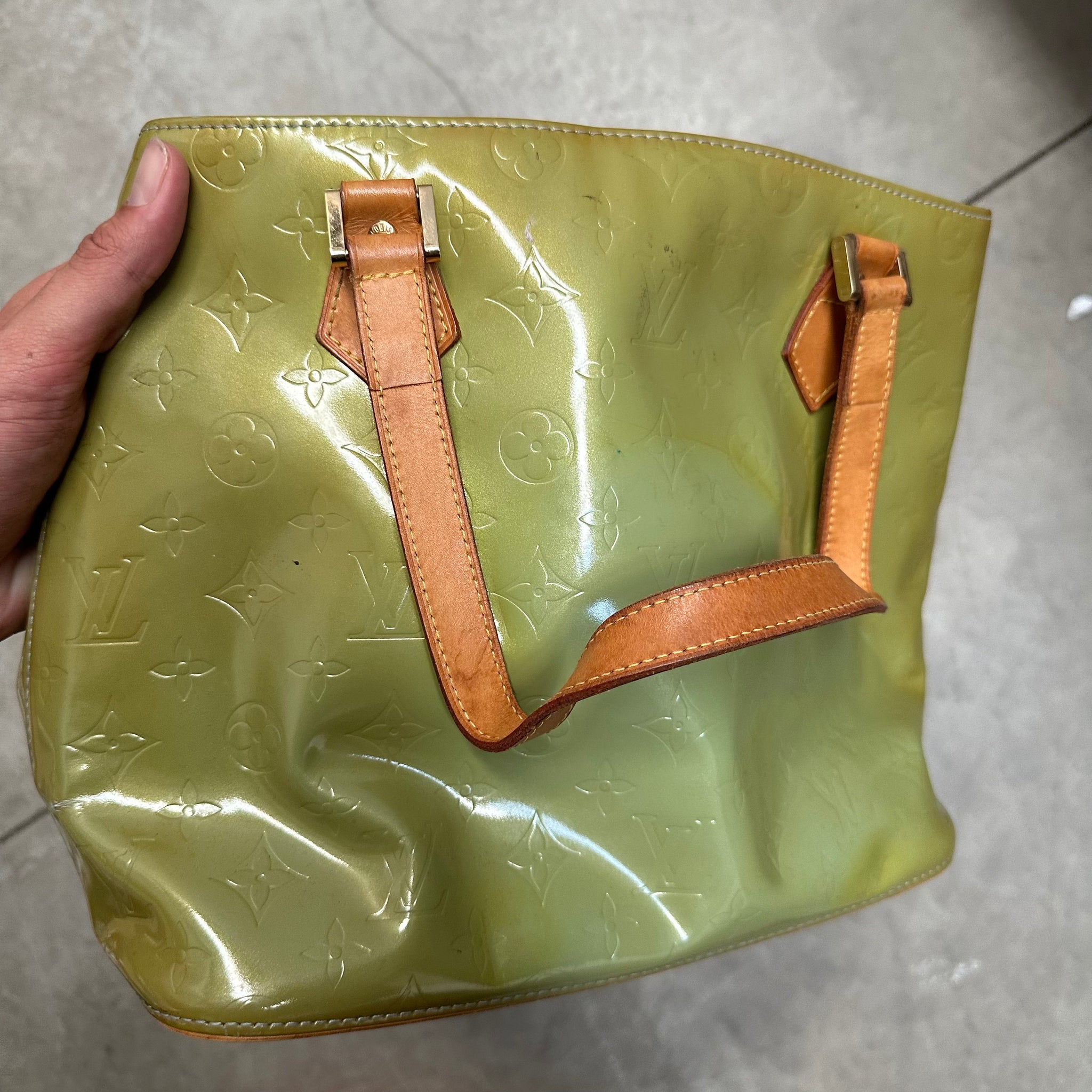 Louis Vuitton Houston Green Vernis Hand Bag