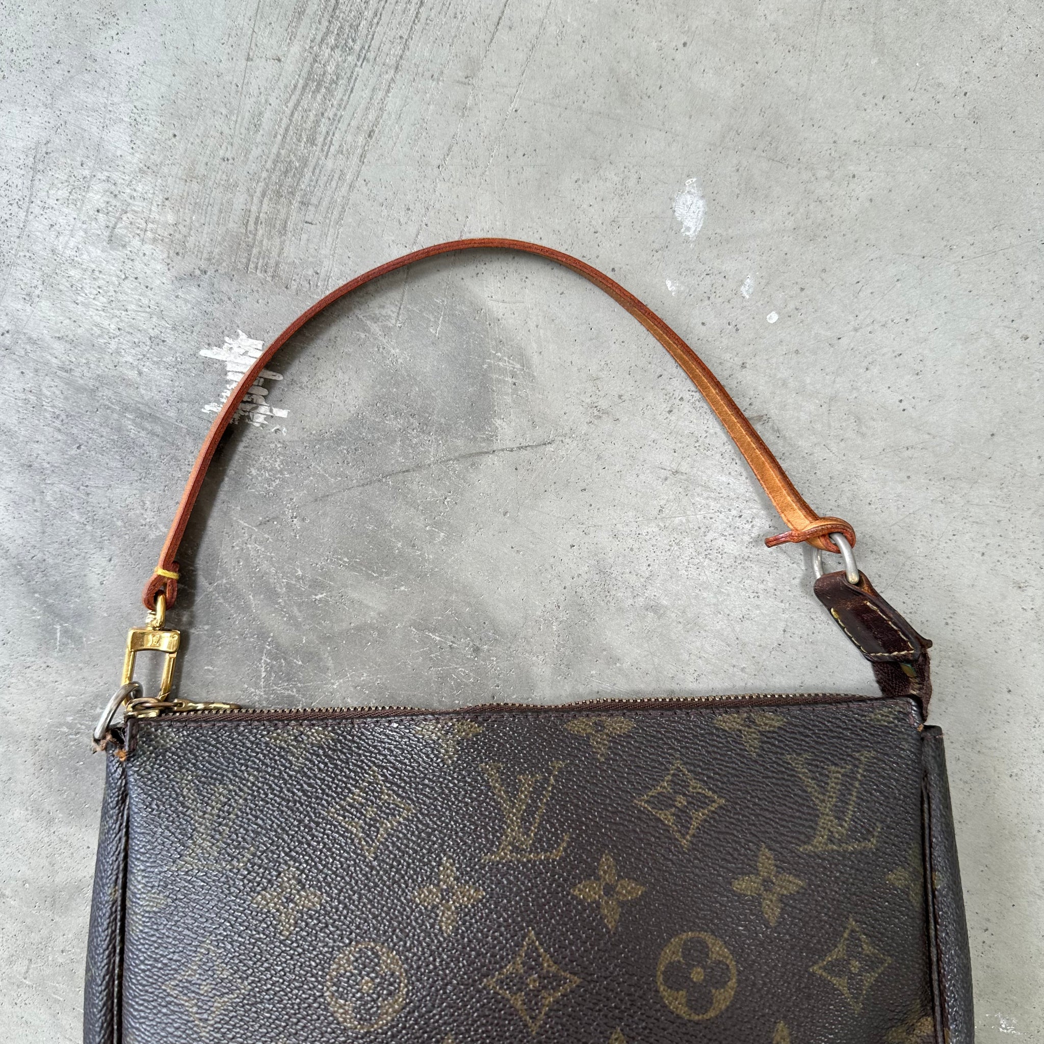 Louis Vuitton Monogram Pochette Bag