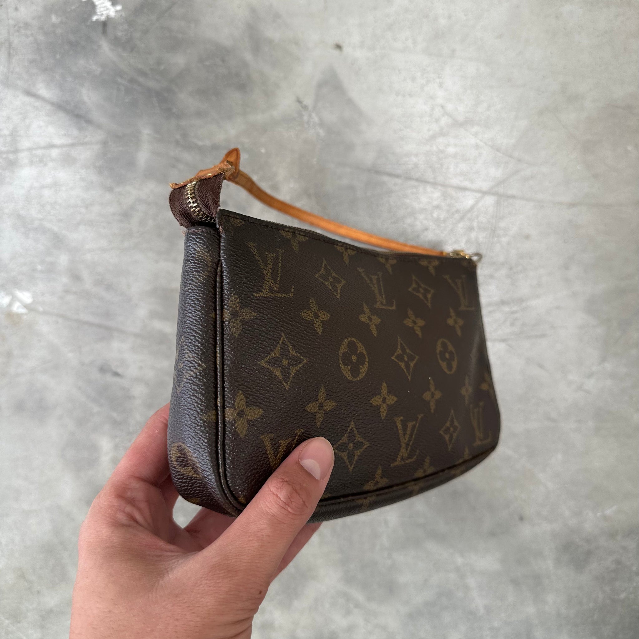 Louis Vuitton Monogram Pochette Bag