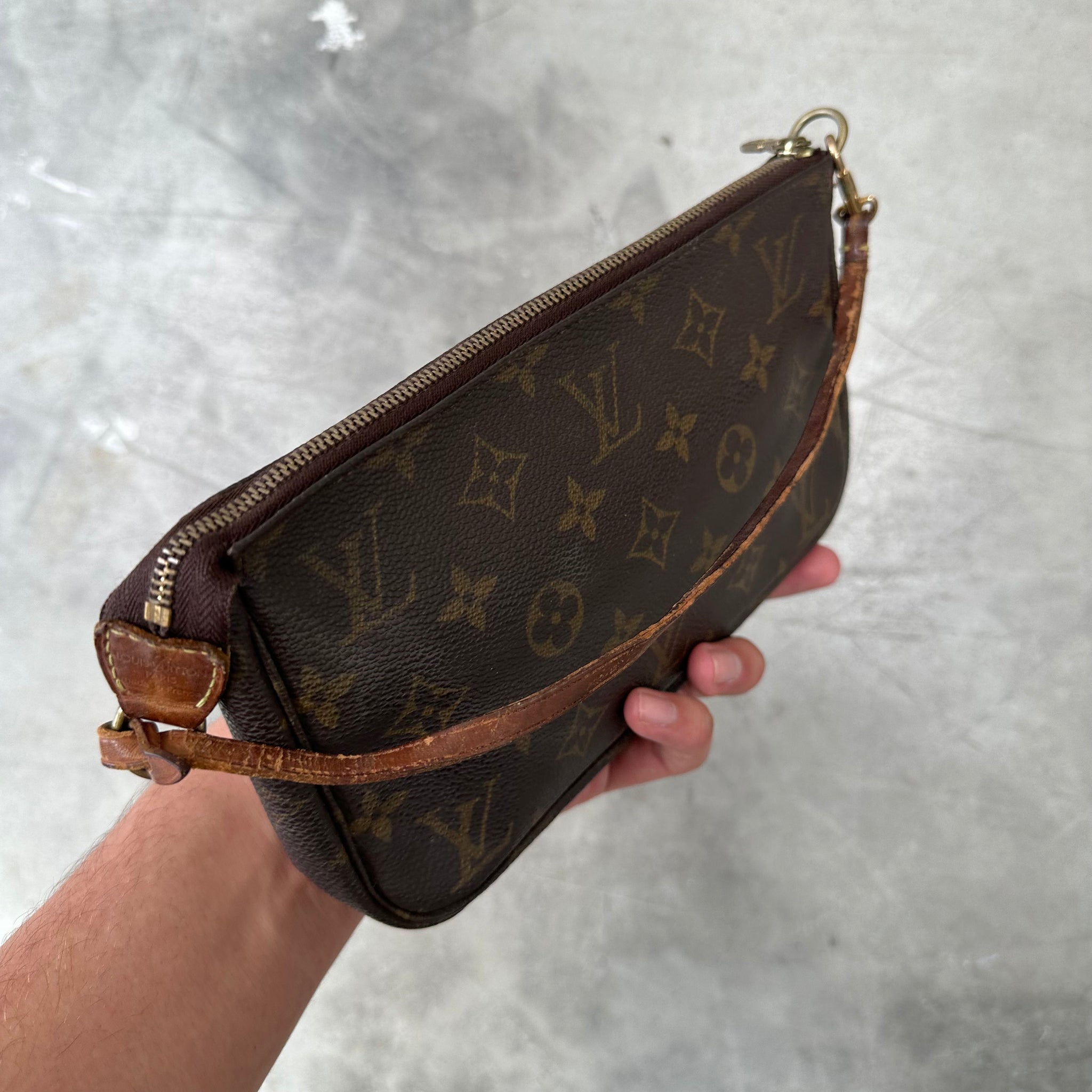 Louis Vuitton Monogram Pochette Bag
