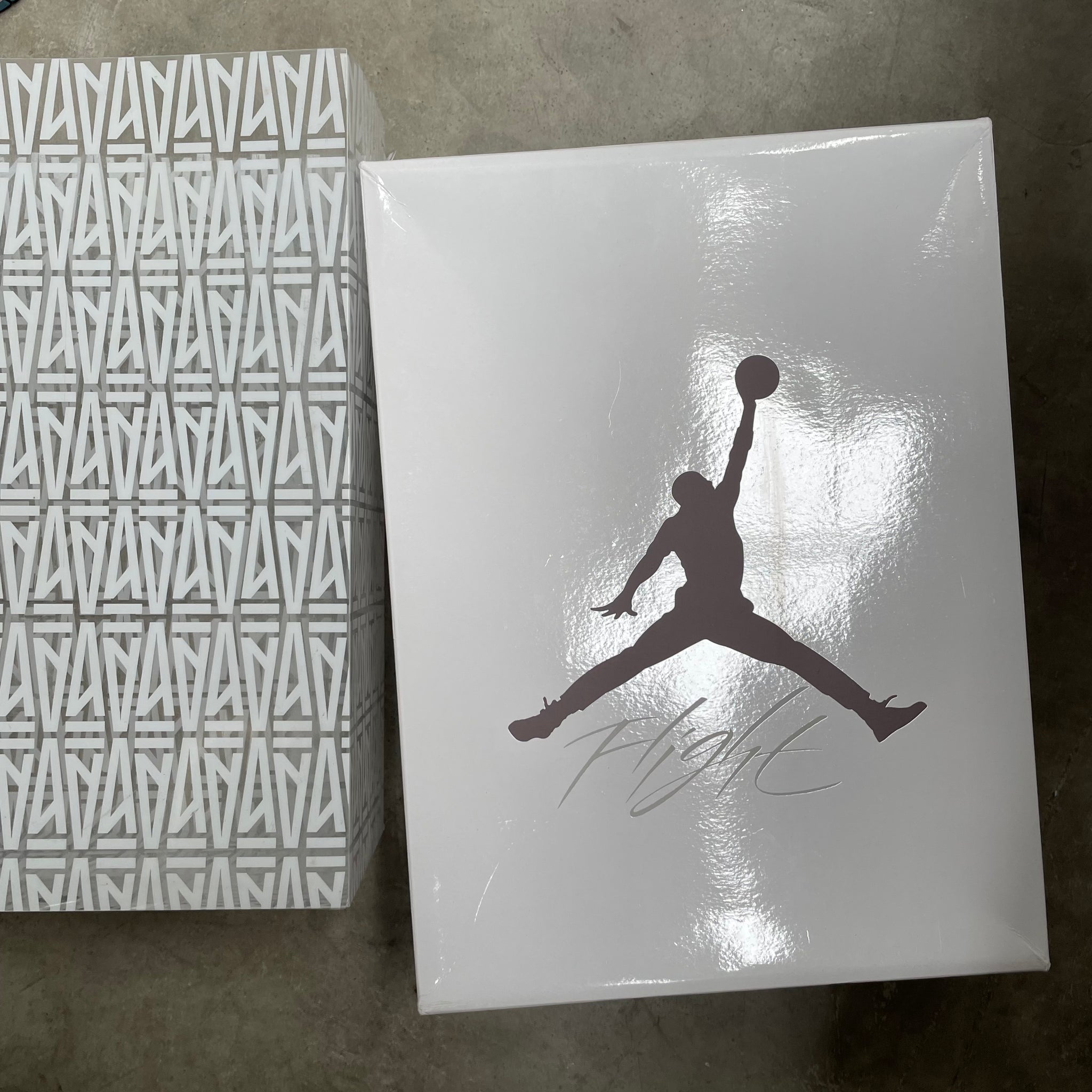 Jordan 3 Retro A Ma Maniére 12.5M / 14W