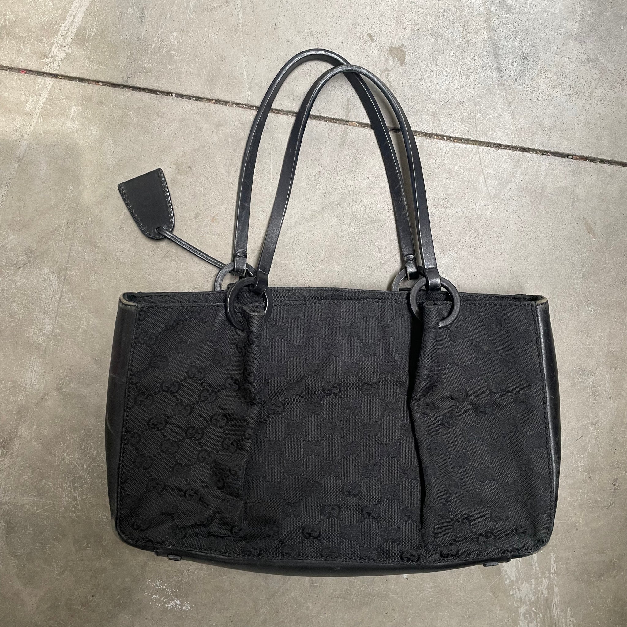 Gucci Black Leather Ring Handle Hand Bag