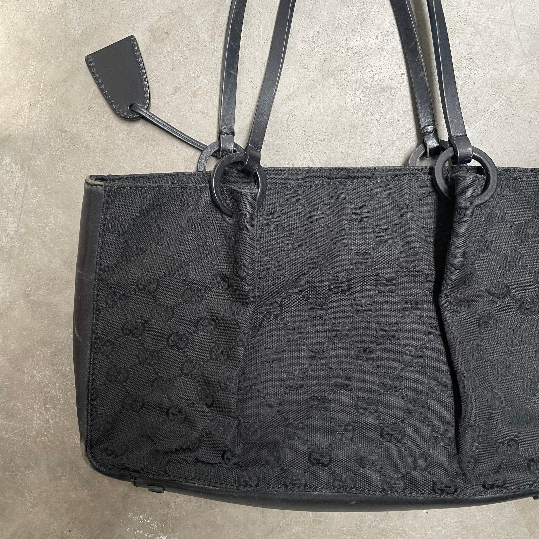 Gucci Black Leather Ring Handle Hand Bag