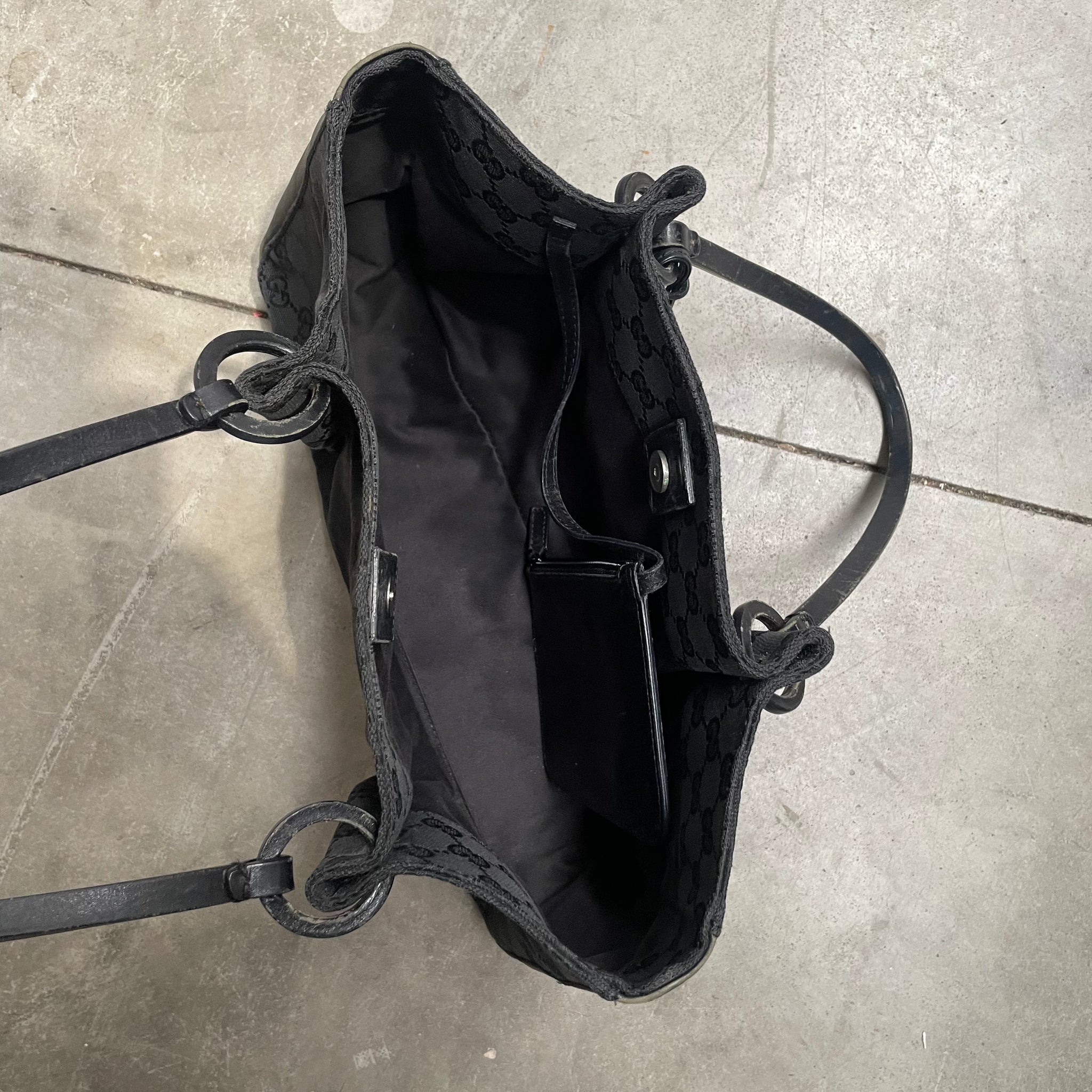 Gucci Black Leather Ring Handle Hand Bag