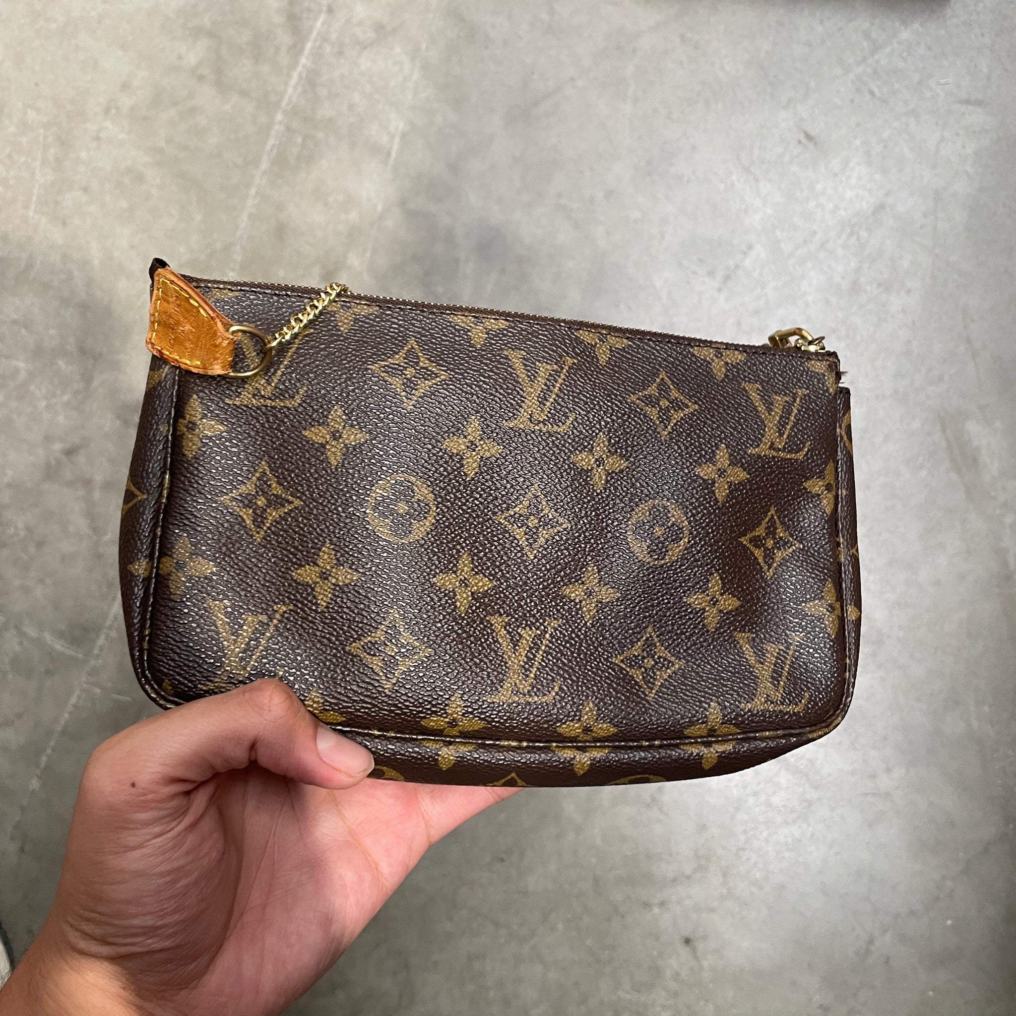 Louis Vuitton Monogram Pochette Bag