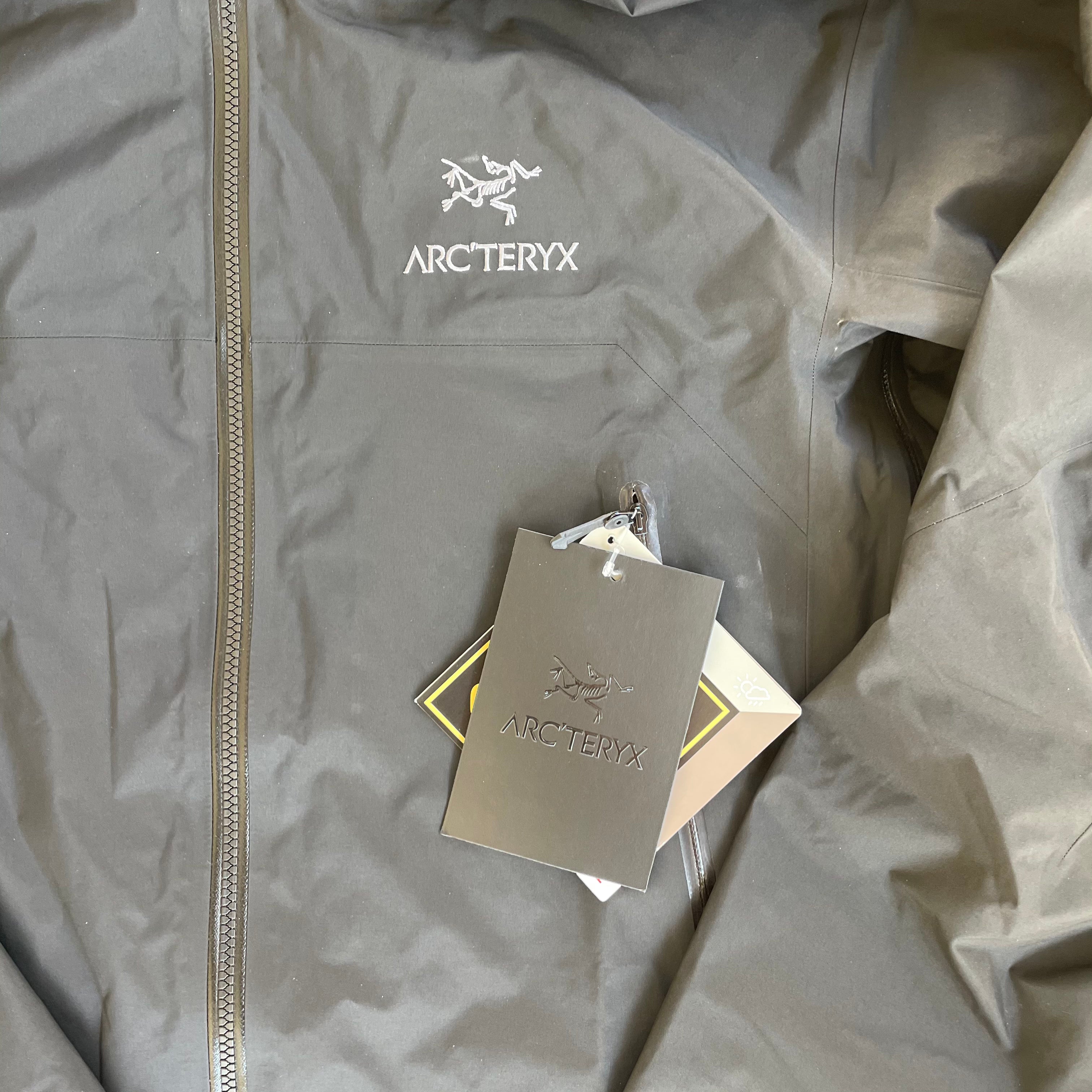 Arcteryx Beta AR Jacket Large (Brand new with tags)