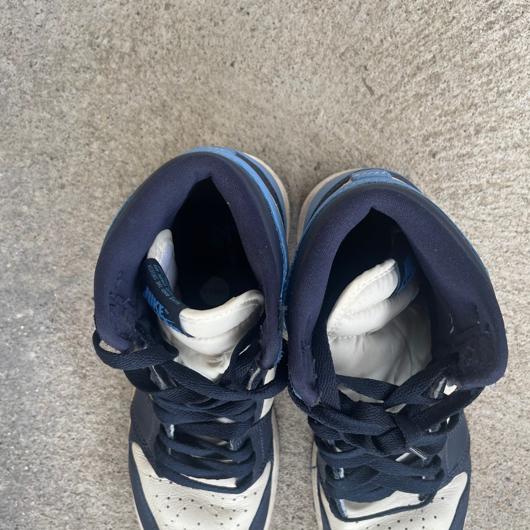 Jordan 1 Retro High Obsidian UNC GS 5.5Y