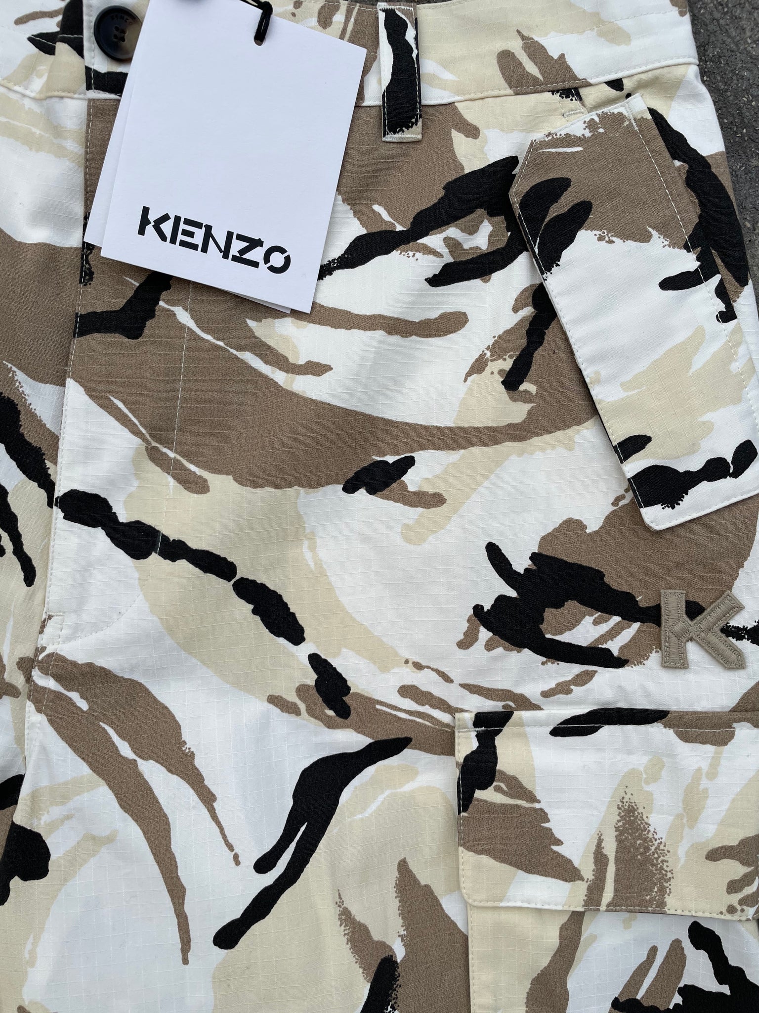Kenzo Camo Printed Cargo Short Size 30