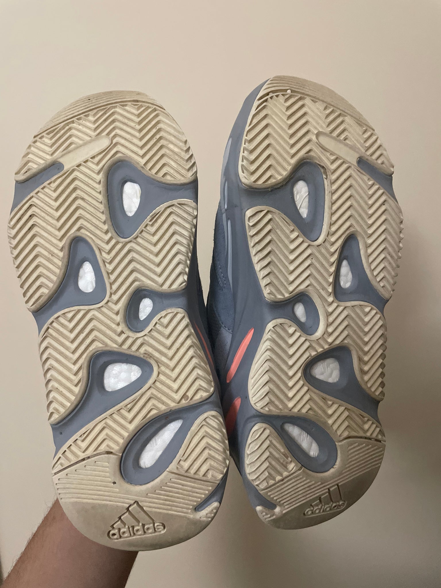 Adidas Yeezy Boost 700 Inertia US6
