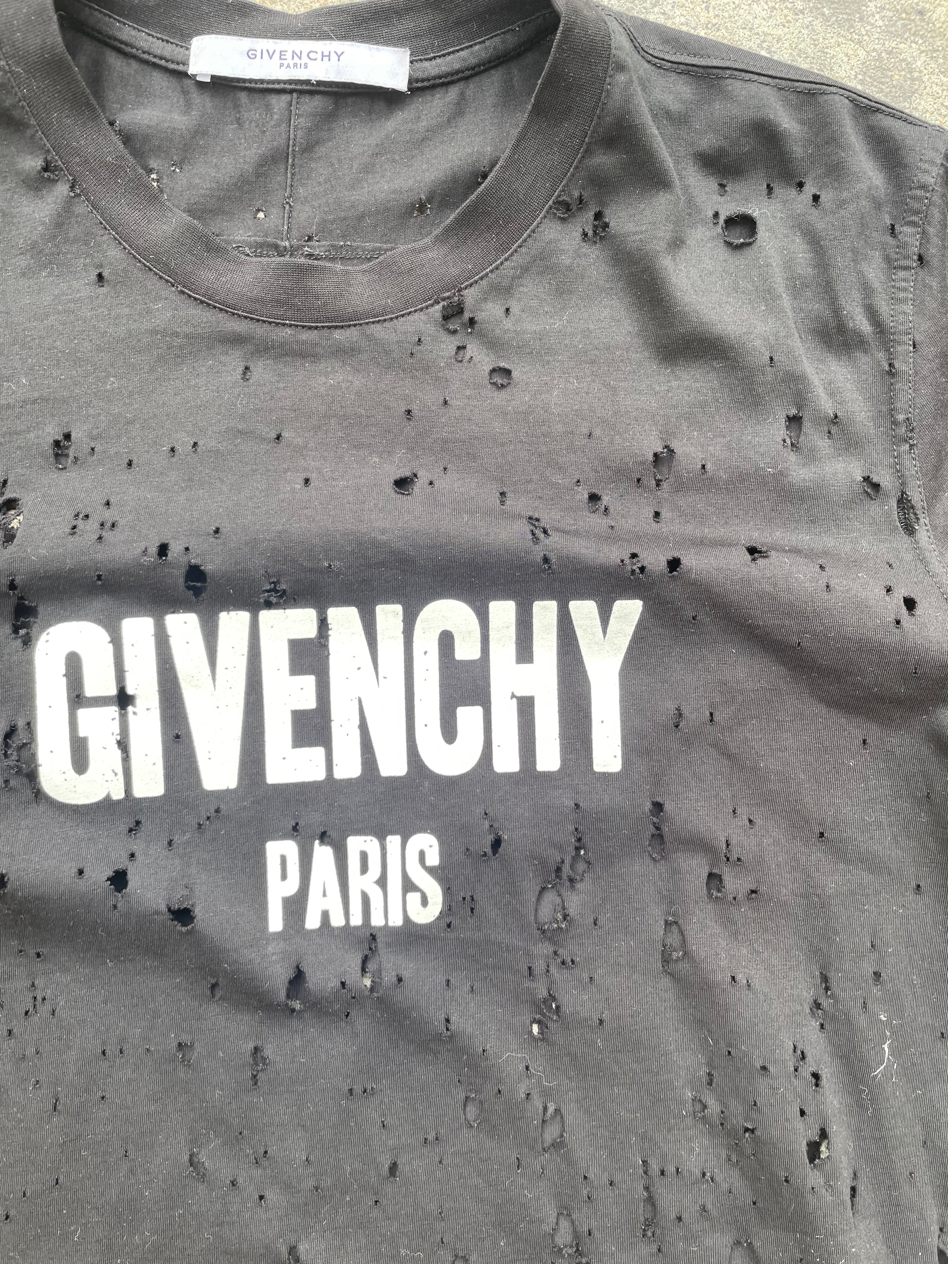 Givenchy Logo-Print Distressed Cotton T-Shirt in Black Size S