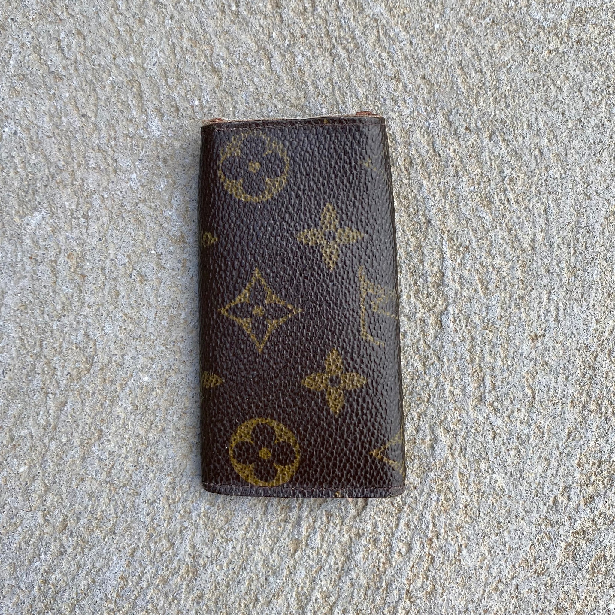 Vintage Louis Vuitton Monogram 4 Key Holder Wallet