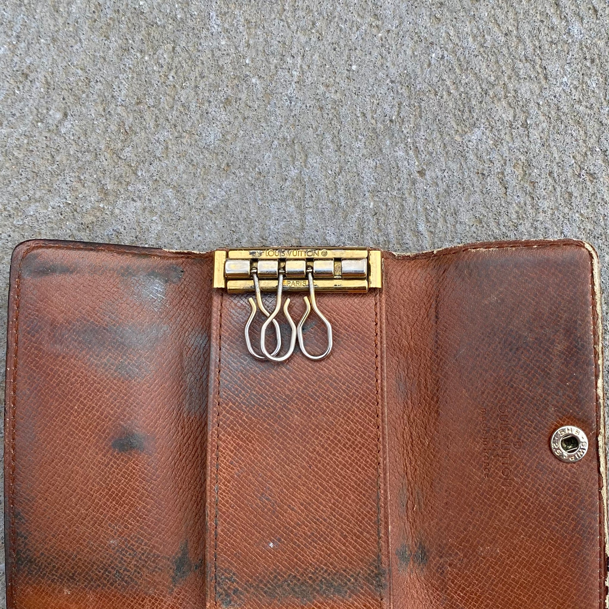 Vintage Louis Vuitton Monogram 4 Key Holder Wallet