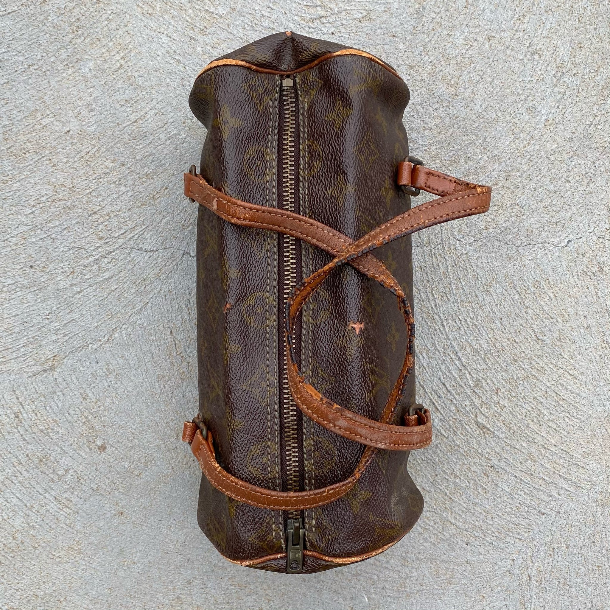 Vintage Early 80s Louis Vuitton Monogram Papillon Hand Bag