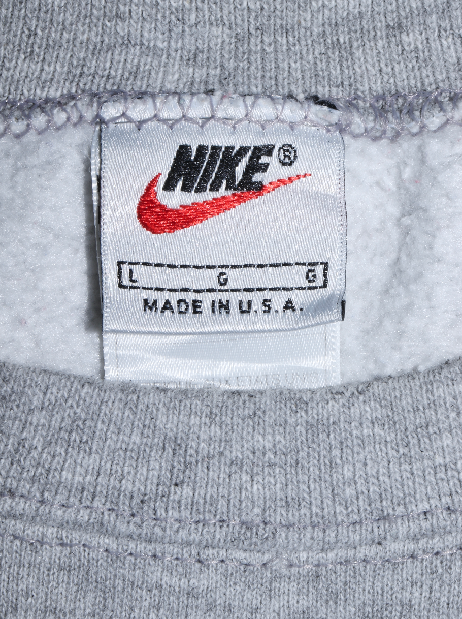 Vintage Nike Embroidered Swoosh Sweatshirt Size: L (fits a XL)