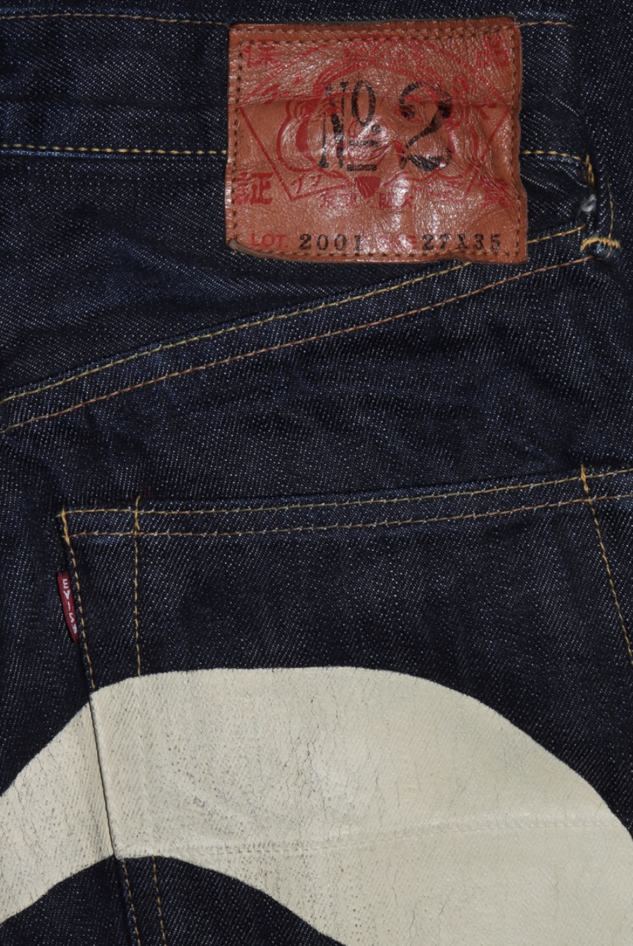 Vintage Evisu Hand Painted Large Logo Dark Wash Denim Jeans (fits a 28 X 32 / Women's 8)
