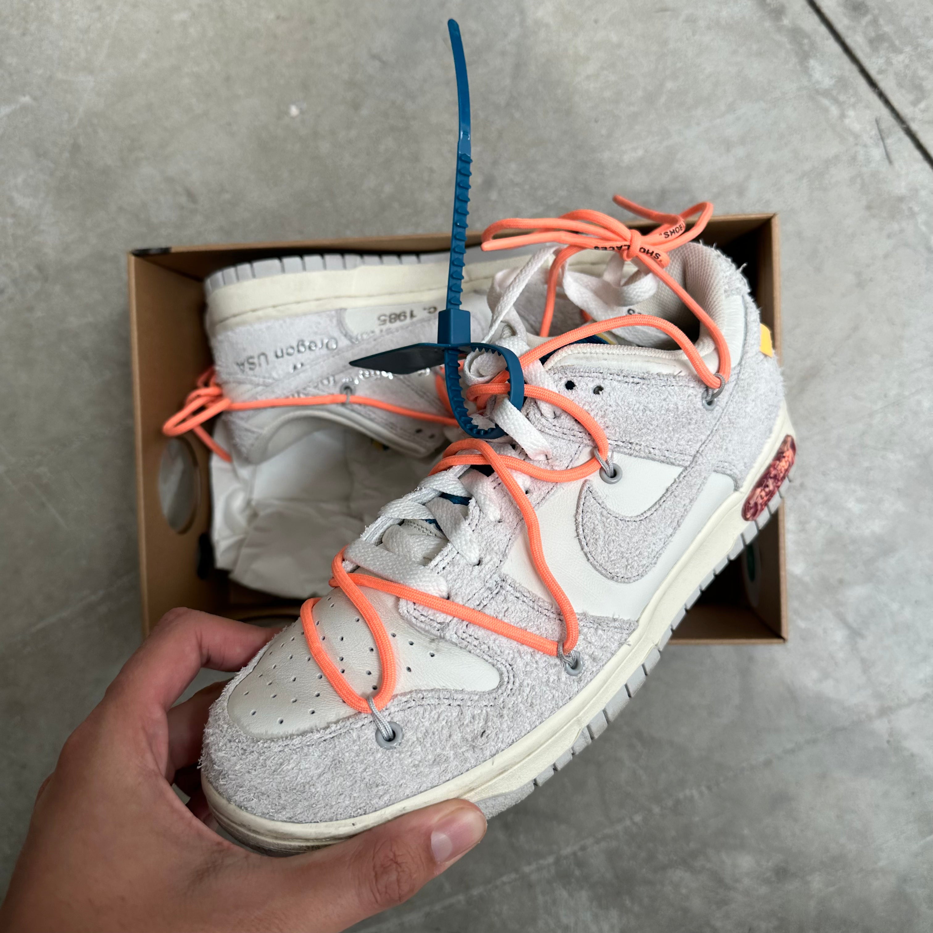 Off White Dunk Lot 19 US9
