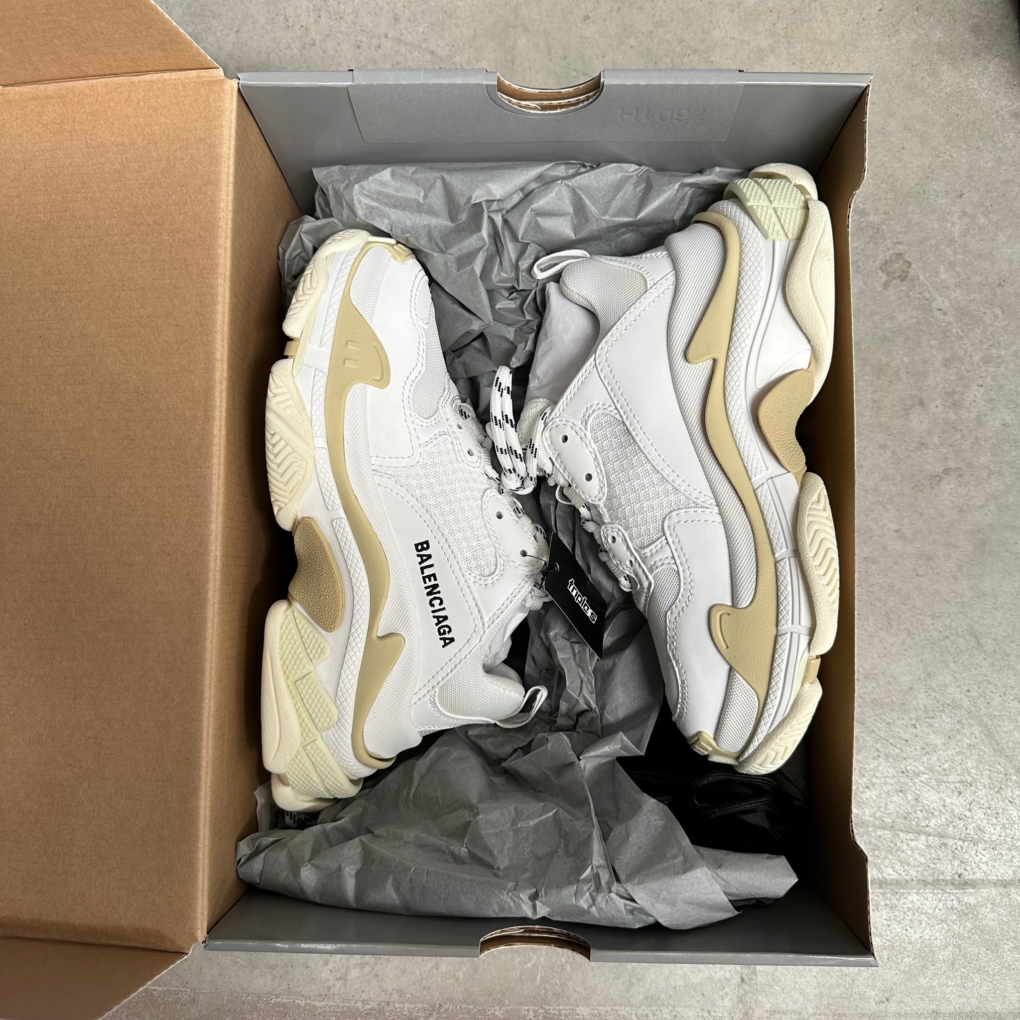 Balenciaga Triple S White